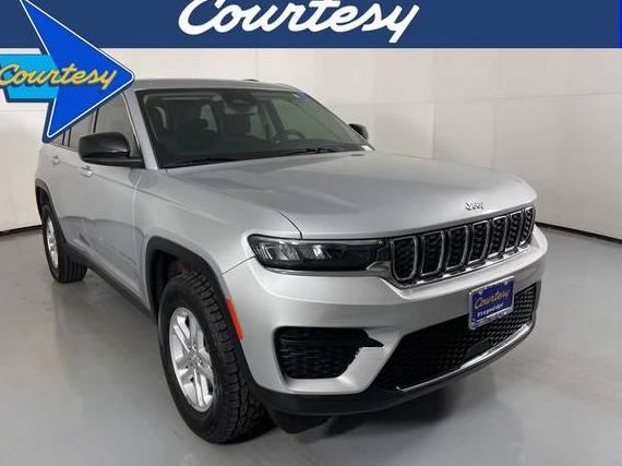 JEEP GRAND CHEROKEE 2023 1C4RJHAG9PC674526 image